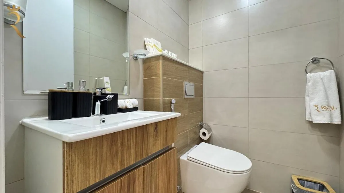 아파트 Masdar City 2Br Cozy Family Escape Pool Access 아부다비